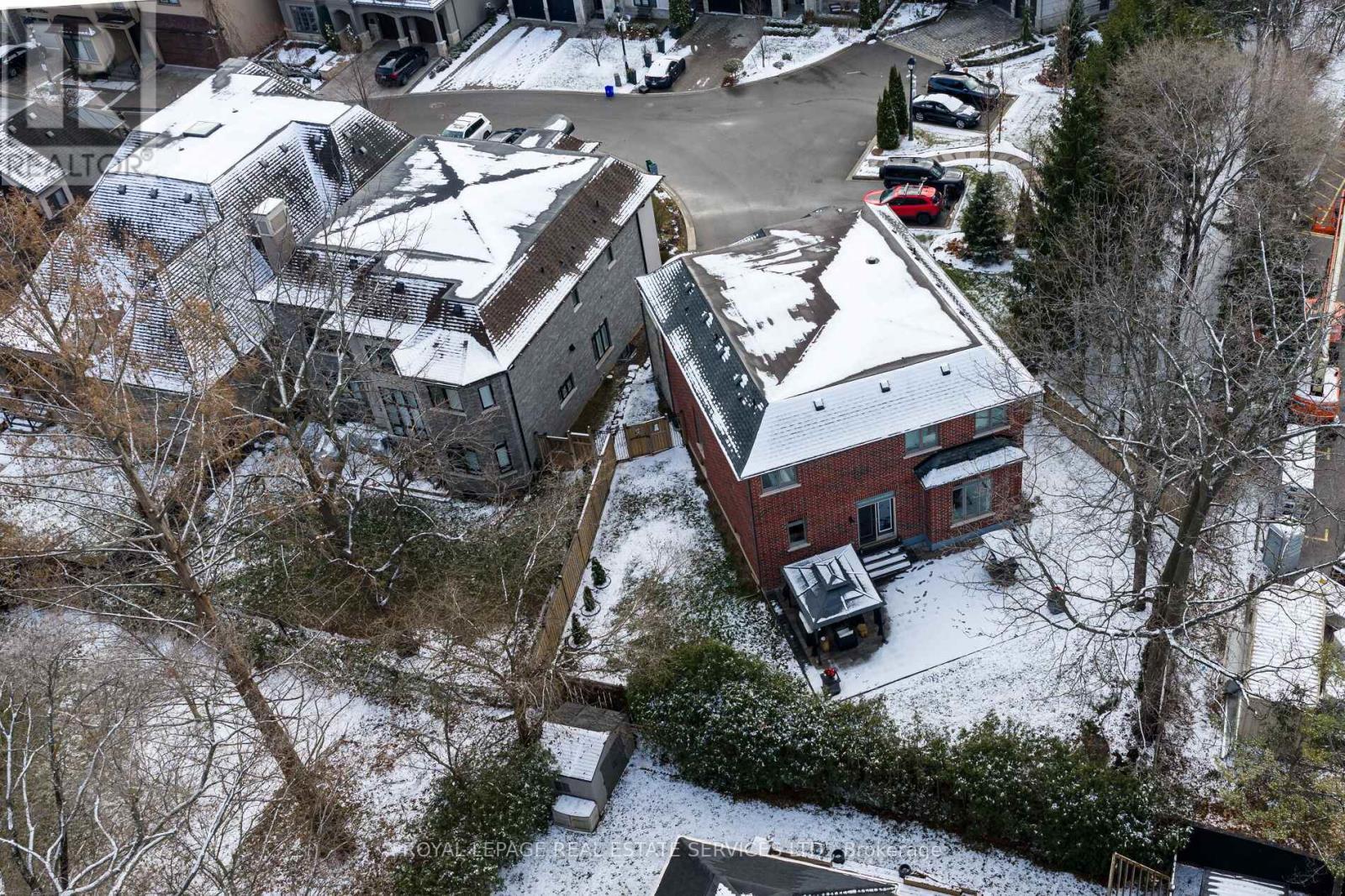 125 Paliser Court, Oakville, ON - Outdoor