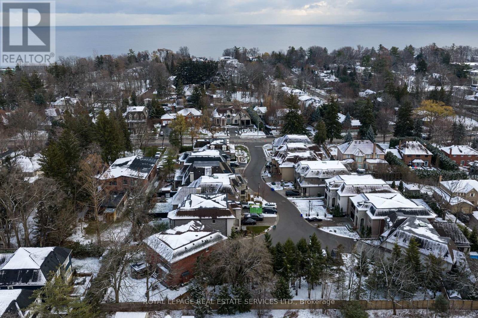 125 Paliser Court, Oakville, ON - Outdoor With Body Of Water With View