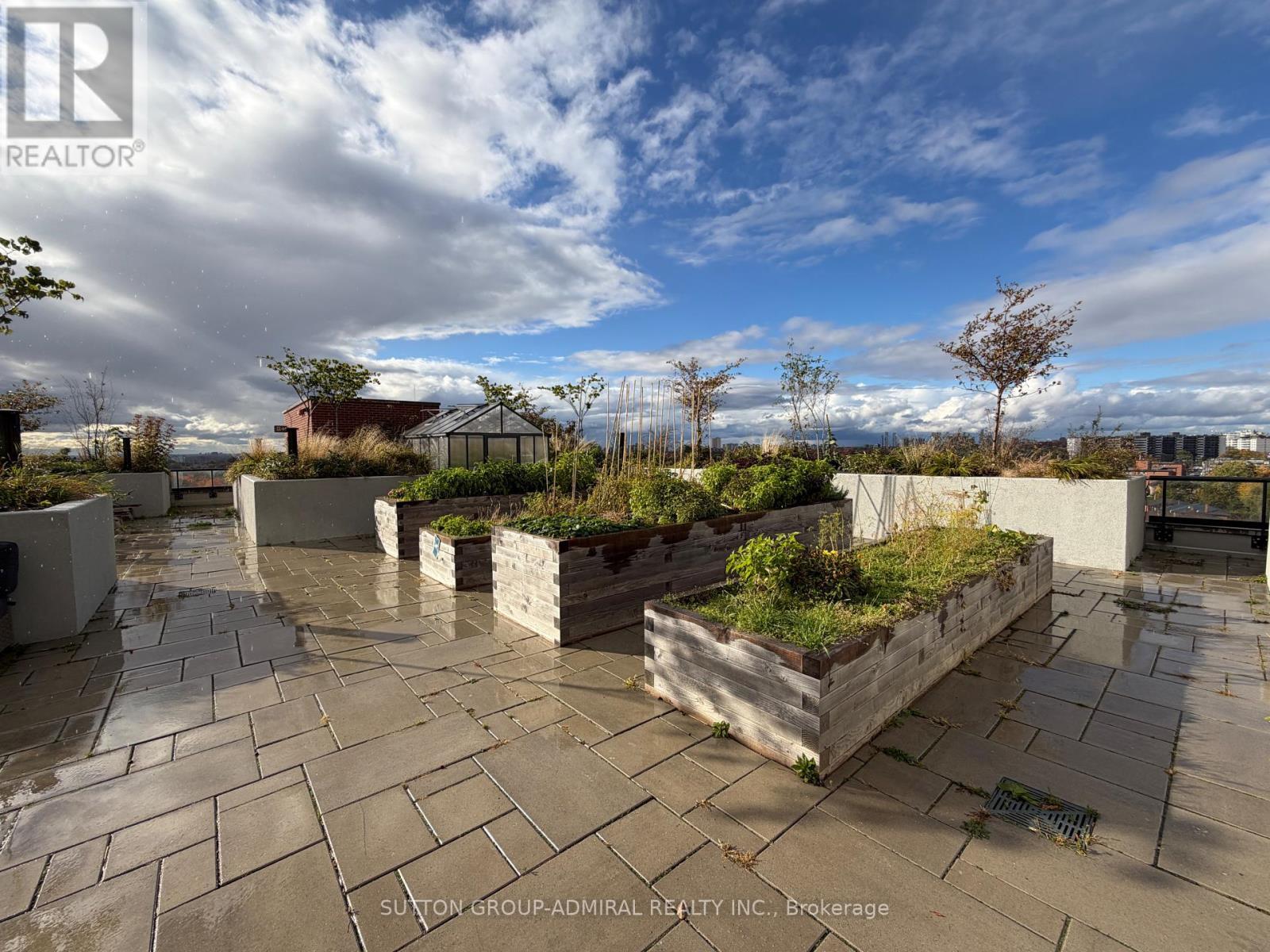 610 - 3100 Keele Street, Toronto, ON - Outdoor With View