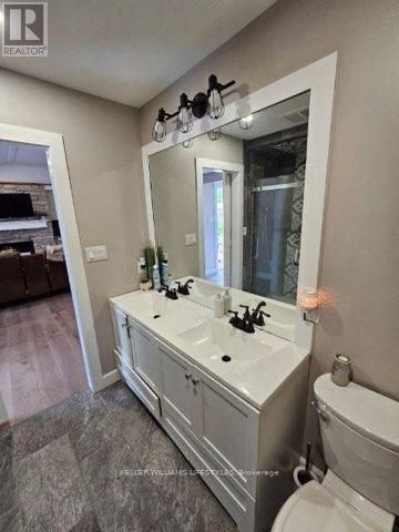 71454 Shoreline Drive, Bluewater (Hay), ON - Indoor Photo Showing Bathroom