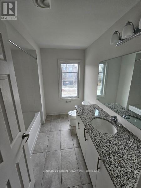 415 Trevor Street, Cobourg, ON - Indoor Photo Showing Bathroom