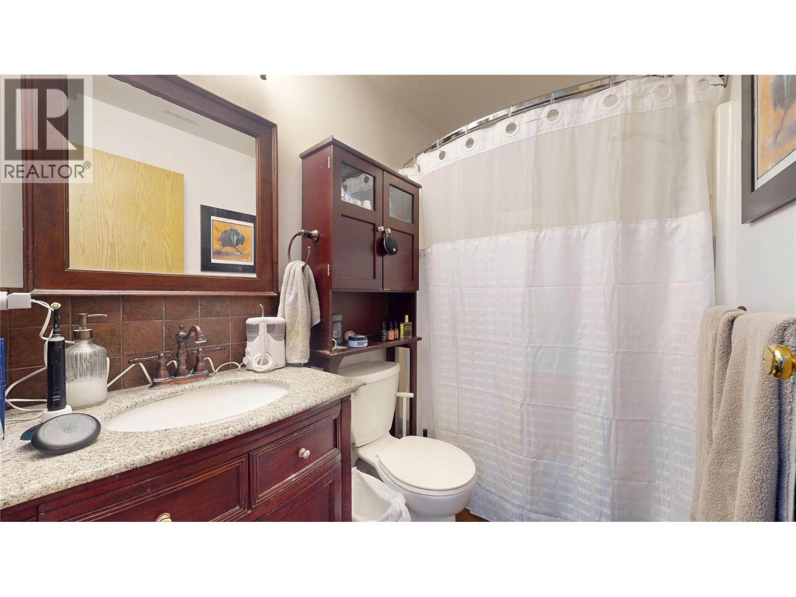 2501 12 Street N Unit# 2007, Cranbrook, BC - Indoor Photo Showing Bathroom