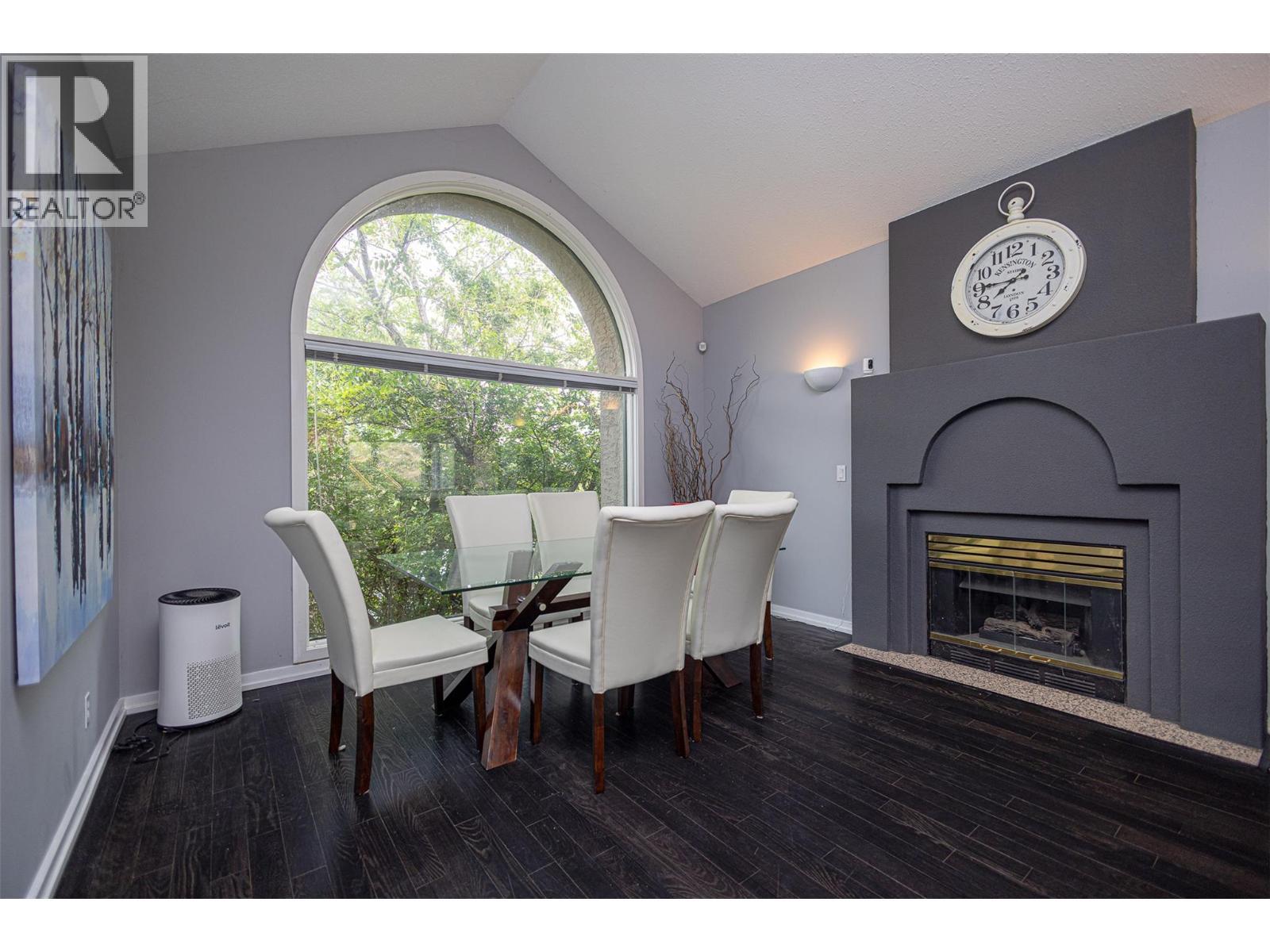 1791 Sprucegrove Court, Kelowna, BC - Indoor With Fireplace