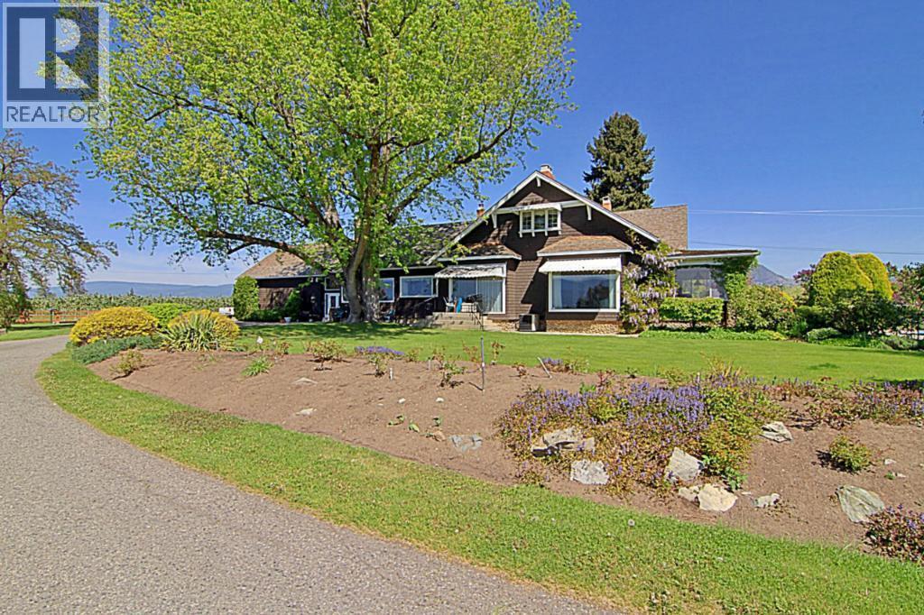 2990 Dunster Road, Kelowna, BC - Outdoor