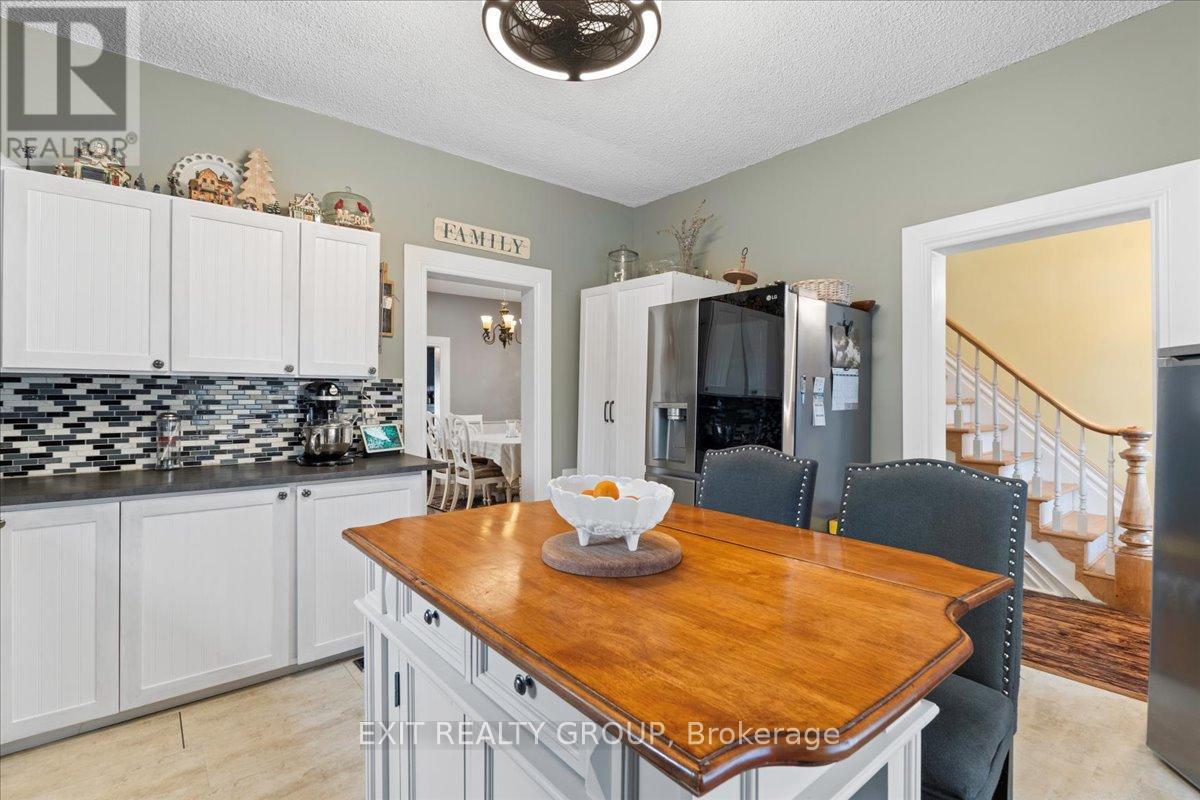 391 Thomas Street, Deseronto (Deseronto (Town)), ON - Indoor