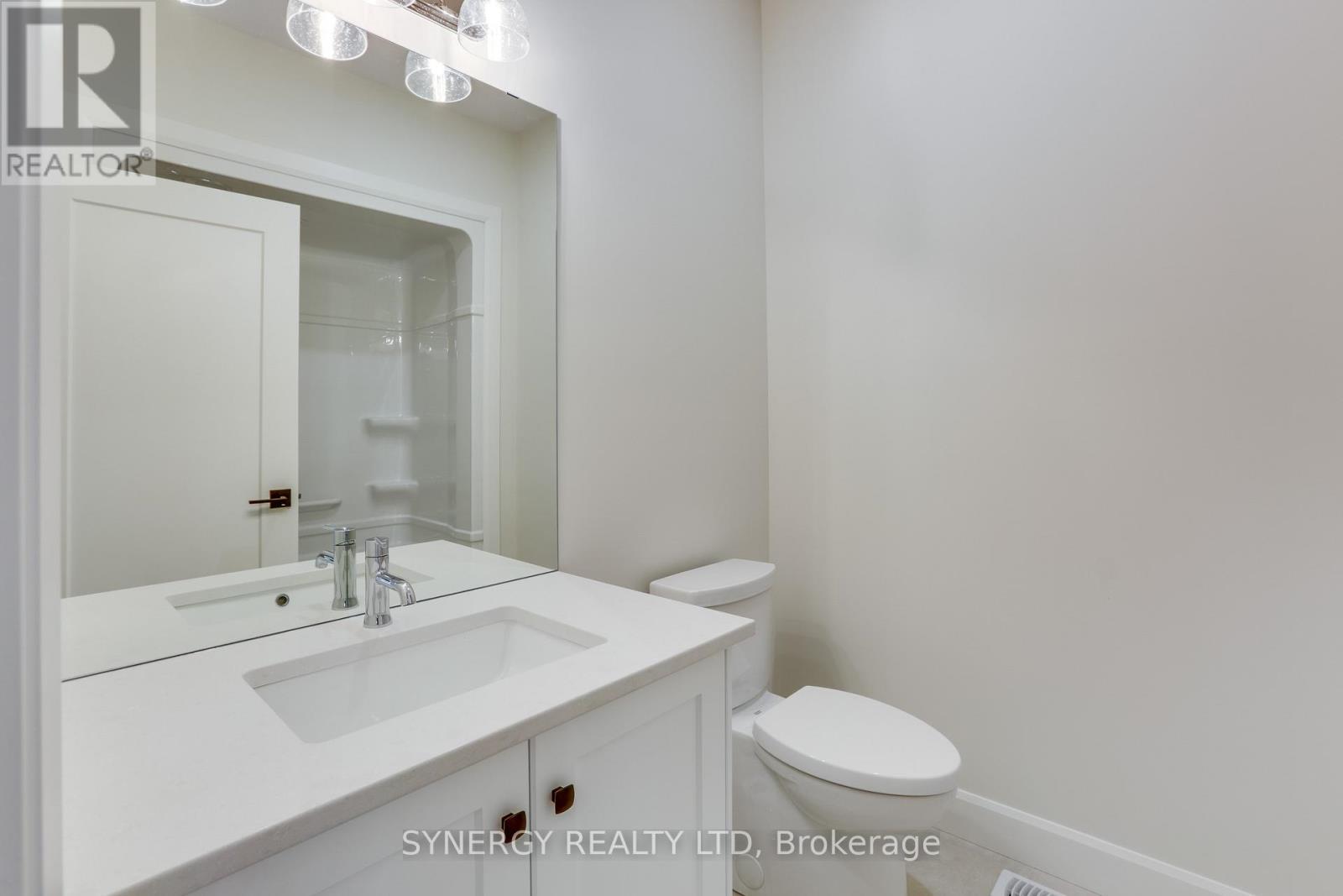 5 Haddon Lane, Strathroy-Caradoc (Nw), ON - Indoor Photo Showing Bathroom