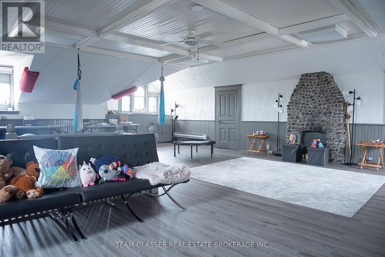 474 King Street, London East (East K), ON