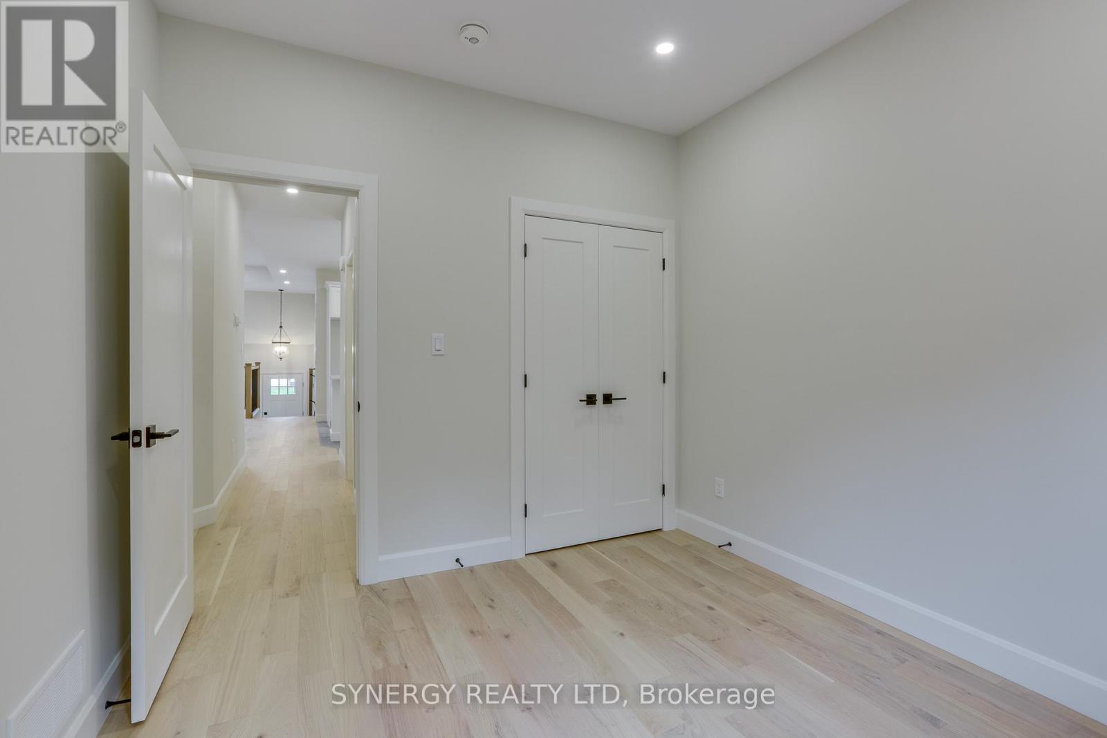 7 Haddon Lane, Strathroy-Caradoc (Nw), ON - Indoor Photo Showing Other Room