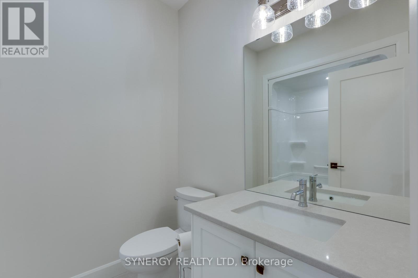 7 Haddon Lane, Strathroy-Caradoc (Nw), ON - Indoor Photo Showing Bathroom