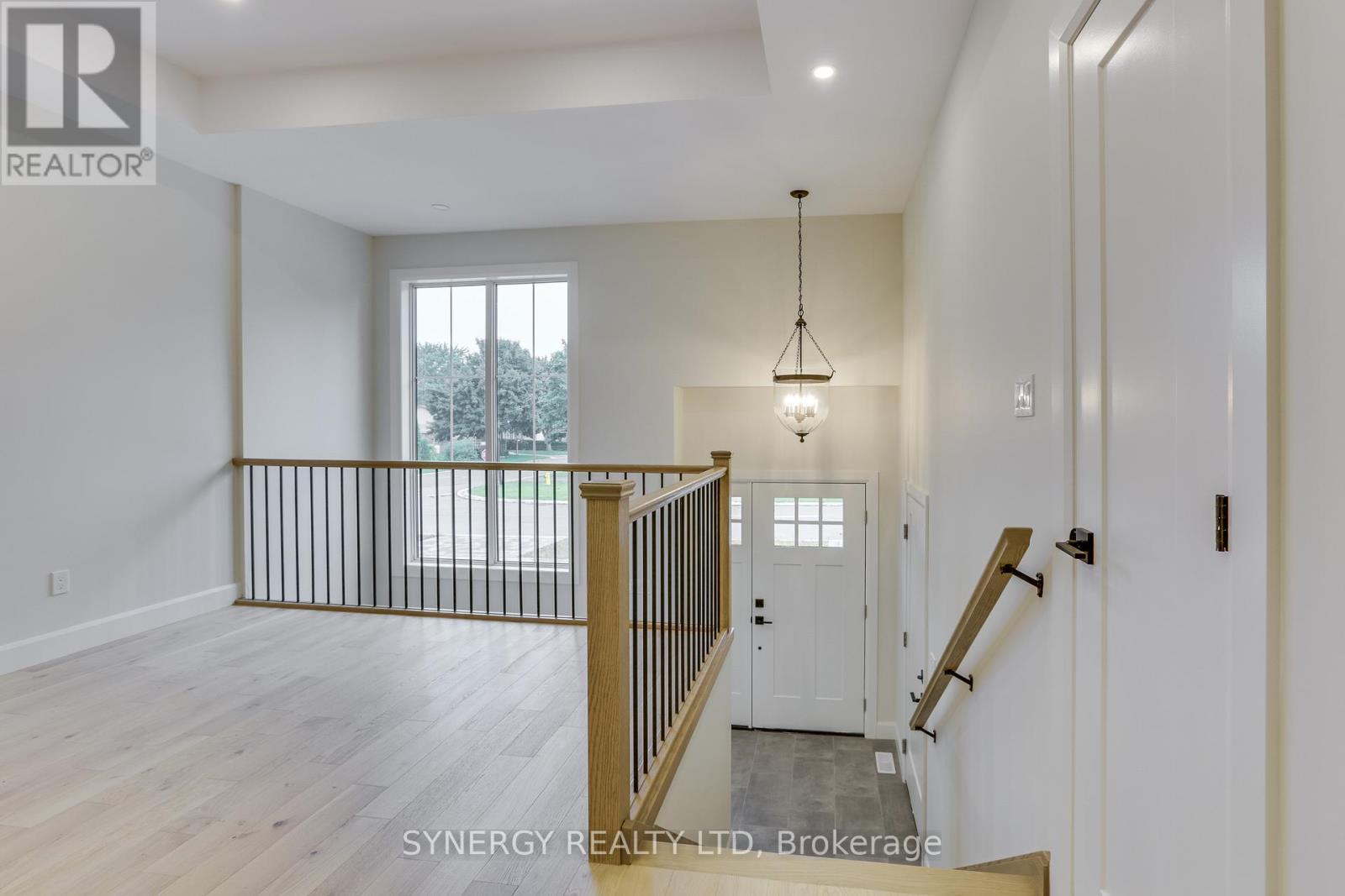 7 Haddon Lane, Strathroy-Caradoc (Nw), ON - Indoor Photo Showing Other Room