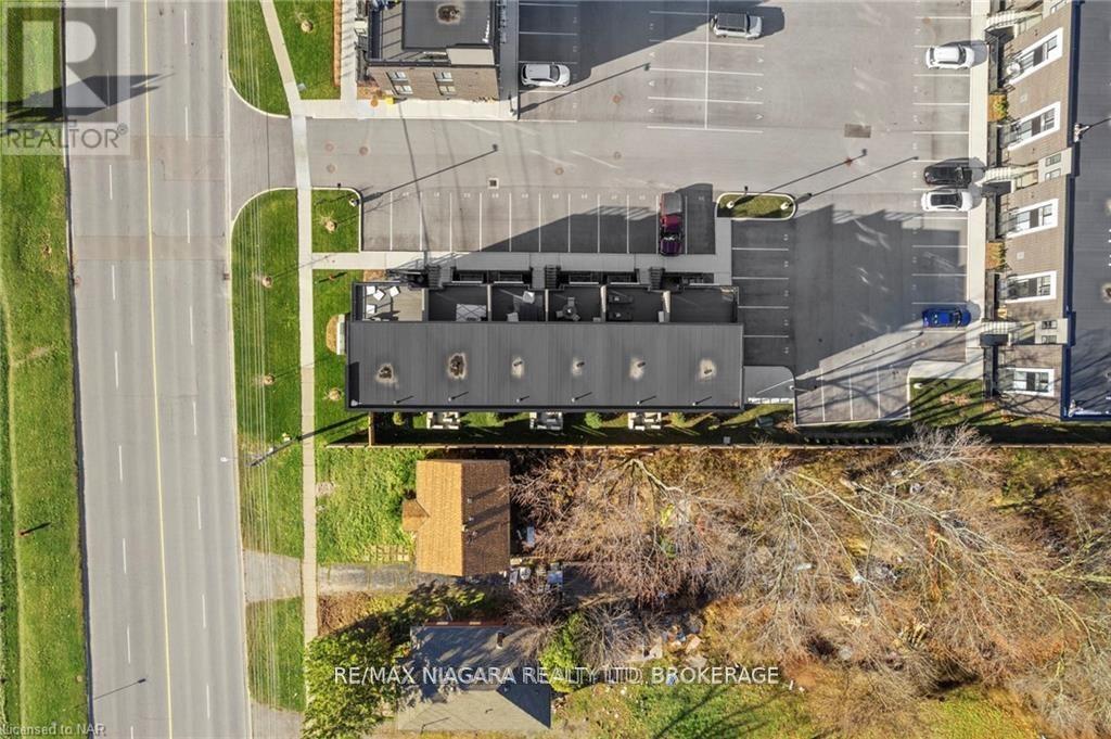 115 - 6065 Mcleod Road, Niagara Falls (Arad/Fallsview), ON -