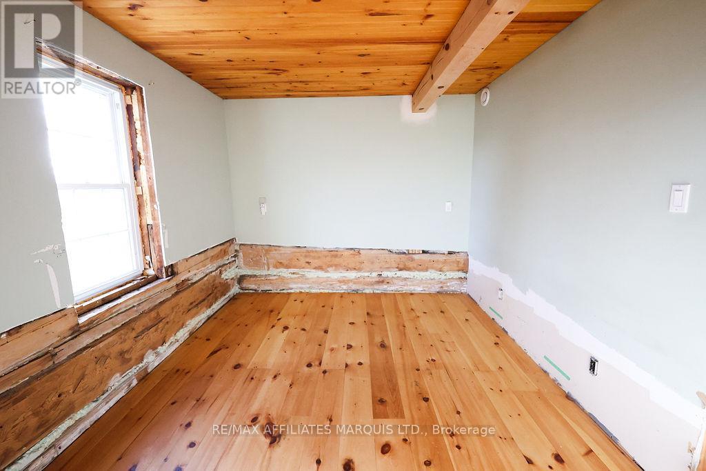 Bedroo - 21259 Conc 8 Road, South Glengarry, ON