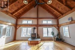 Grandroom, wood burning stove & vauilted ceilings -