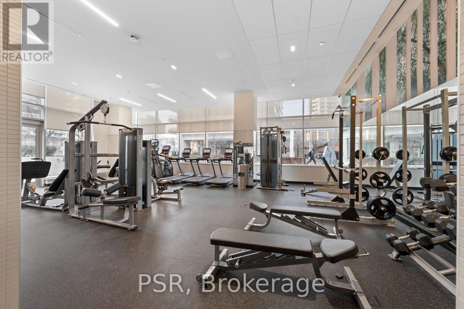 2209 - 101 Roehampton Avenue, Toronto, ON - Indoor Photo Showing Gym Room