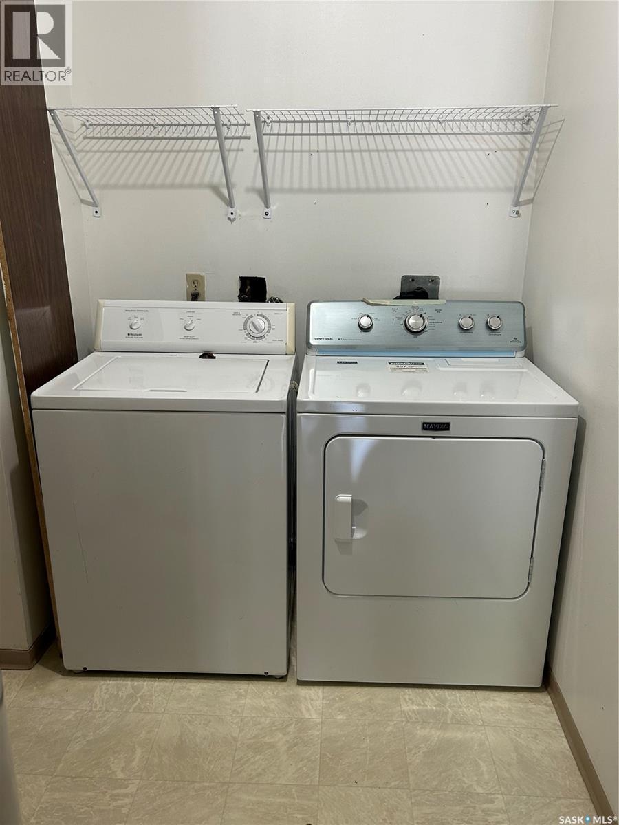 52A Nollet Avenue, Regina, SK - Indoor Photo Showing Laundry Room