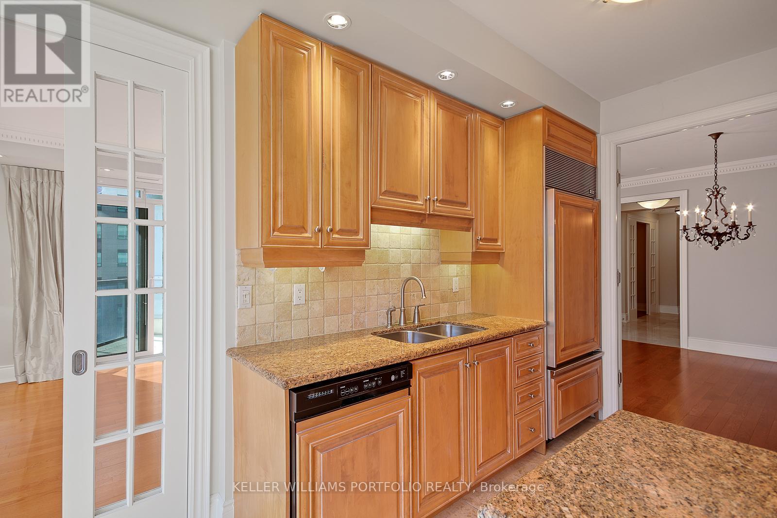 1003 - 10 Bellair Street, Toronto, ON - Indoor Photo Showing Kitchen With Double Sink