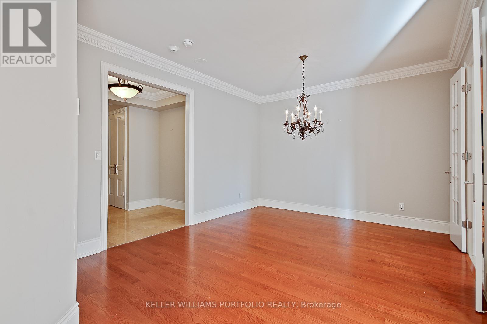 1003 - 10 Bellair Street, Toronto, ON - Indoor Photo Showing Other Room