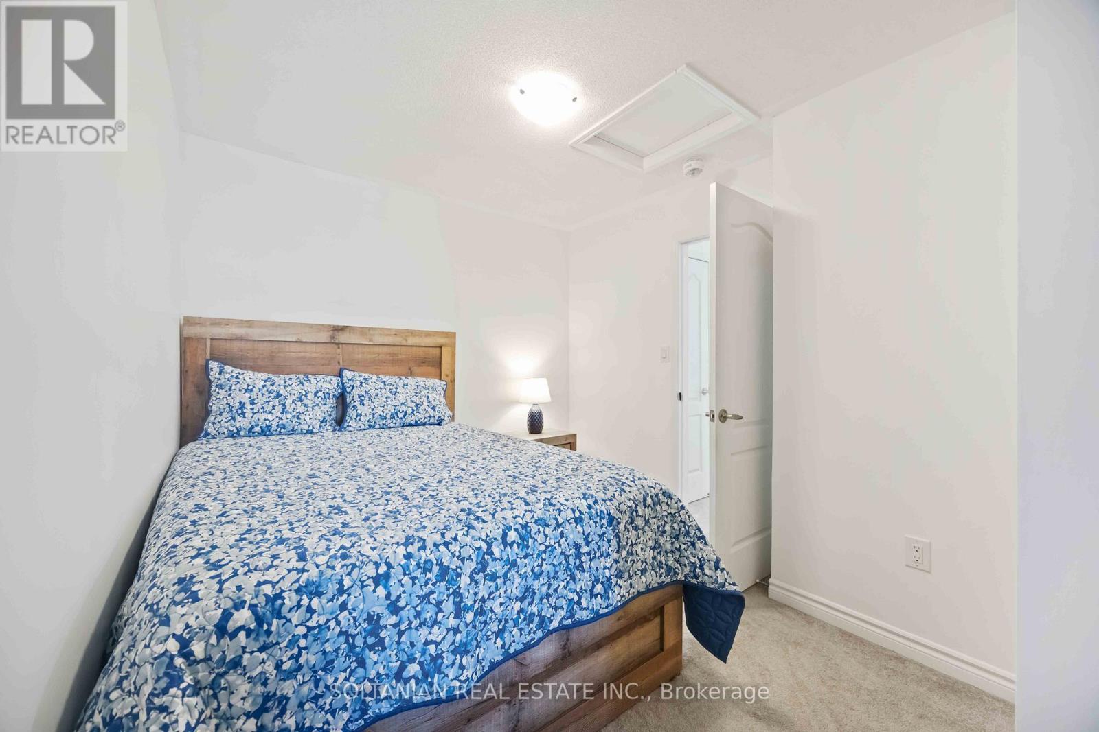 1103 Silk Street, Pickering, ON - Indoor Photo Showing Bedroom