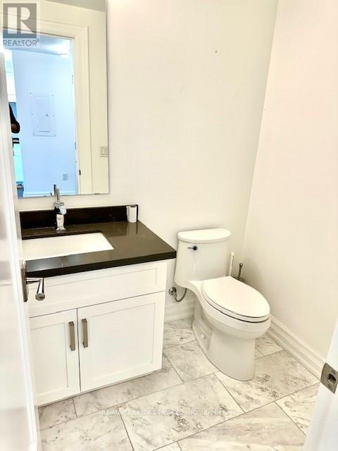 503 - 2060 Lakeshore Road, Burlington, ON - Indoor Photo Showing Bathroom