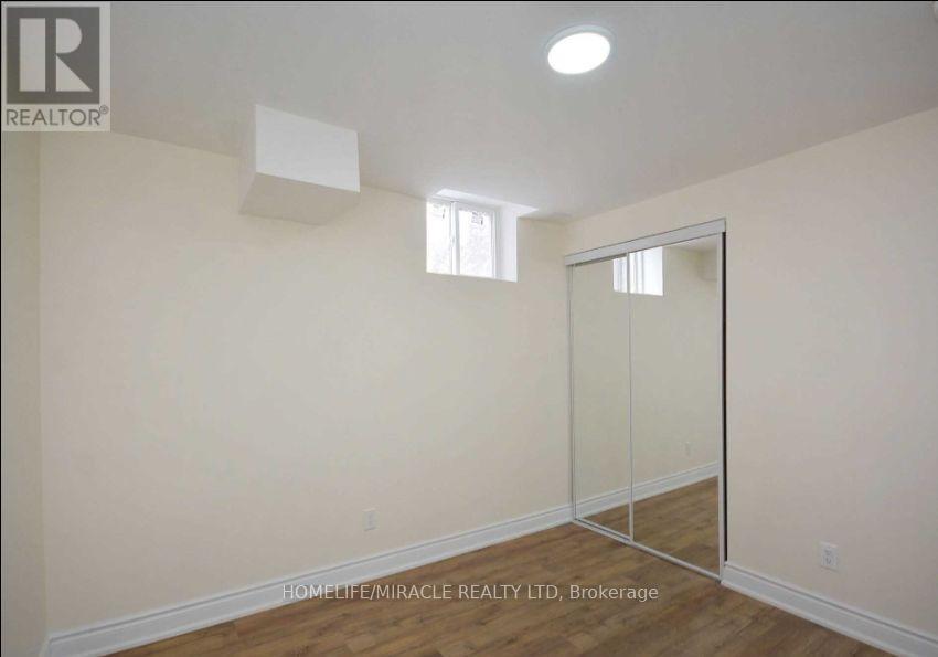 Bsmt - 833 Mays Crescent, Mississauga, ON - Indoor Photo Showing Other Room