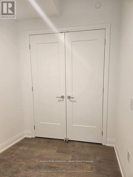 808 - 293 The Kingsway, Toronto, ON - Indoor Photo Showing Other Room