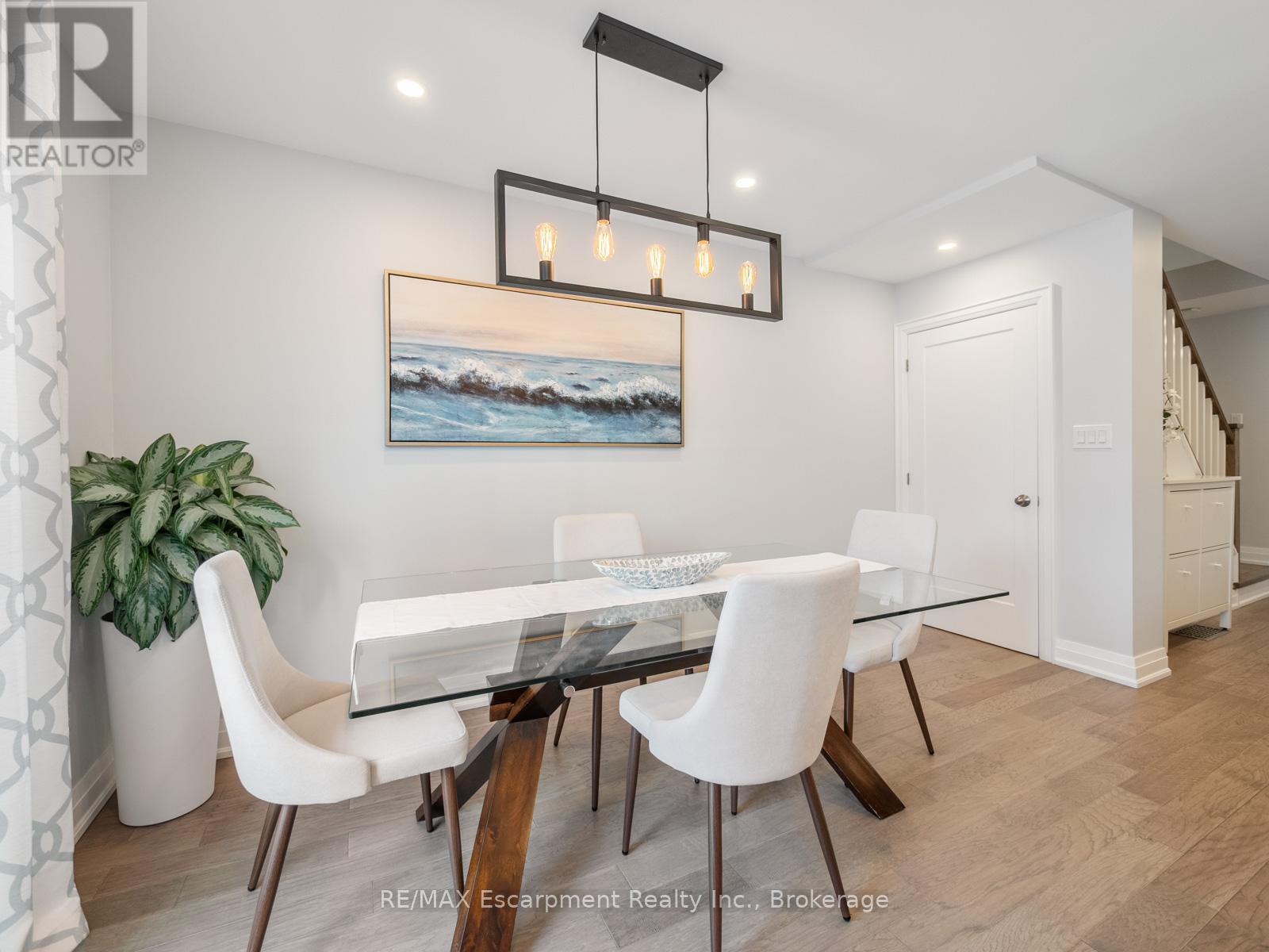 143 Chalfield Lane, Mississauga (Rathwood), ON - Indoor Photo Showing Dining Room