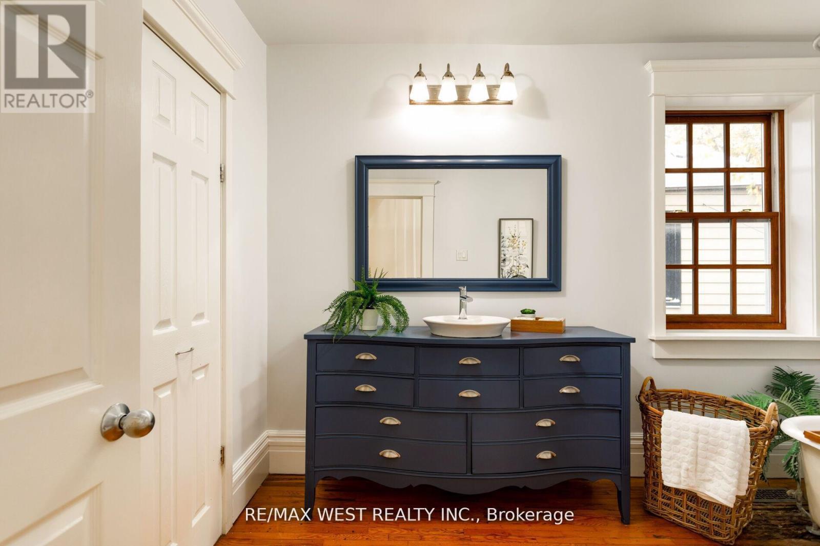 79 Springhurst Avenue, Toronto, ON - Indoor Photo Showing Other Room