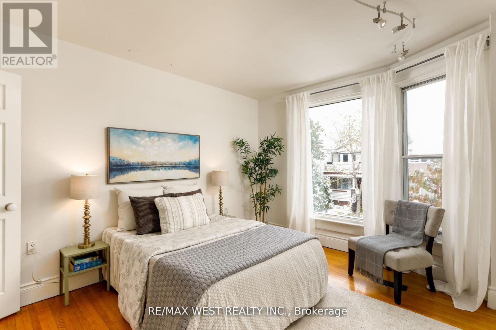79 Springhurst Avenue, Toronto, ON - Indoor Photo Showing Bedroom