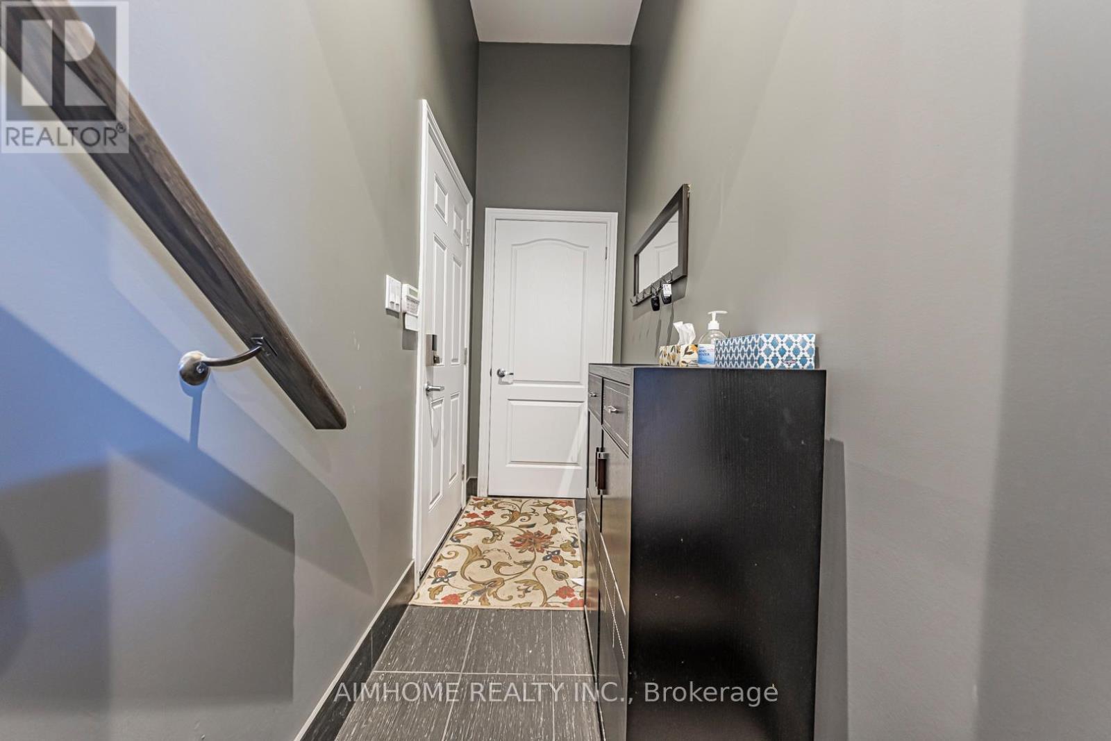 986 Wilbur Pipher Circle, Newmarket, ON