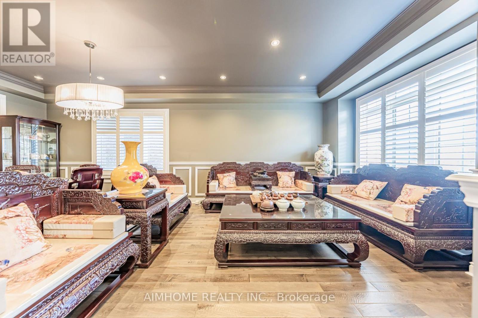 986 Wilbur Pipher Circle, Newmarket, ON