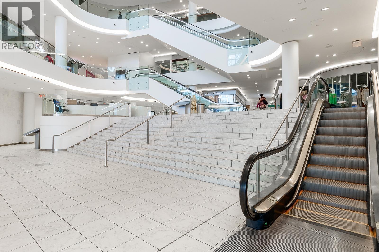 2325 4000 No. 3 Road, Richmond, BC