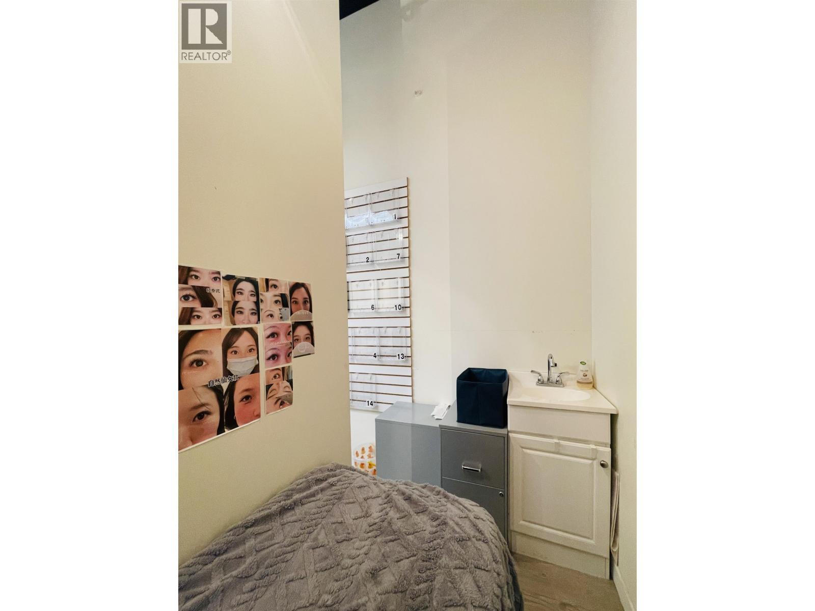 2325 4000 No. 3 Road, Richmond, BC