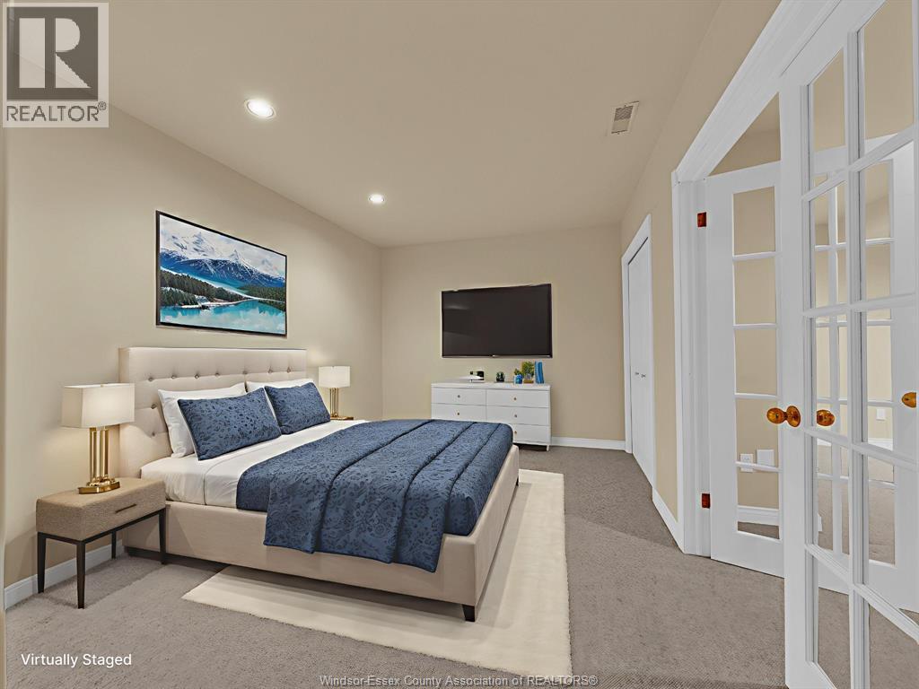 389 Tuscany Unit# 4, Tecumseh, ON - Indoor Photo Showing Bedroom