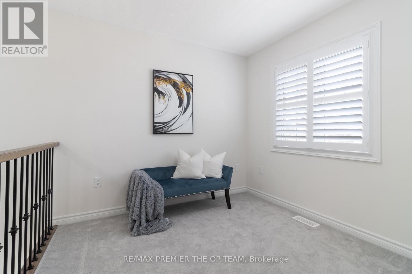 1941 Don White Court, Oshawa, ON - Indoor