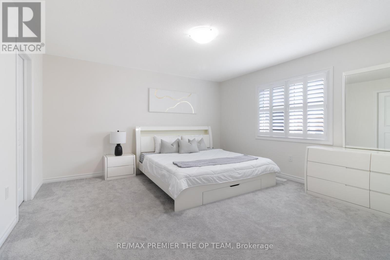 1941 Don White Court, Oshawa, ON - Indoor Photo Showing Bedroom