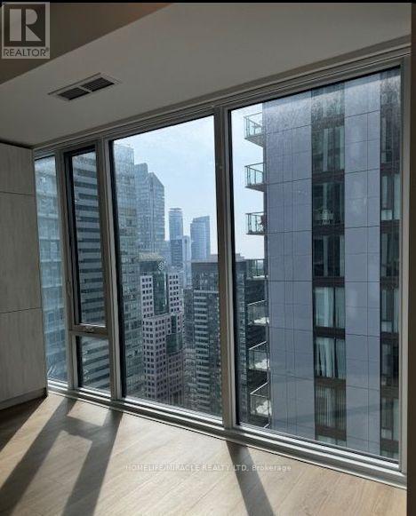 3521 - 28 Widmer Street, Toronto, ON - Photo Showing Other Room