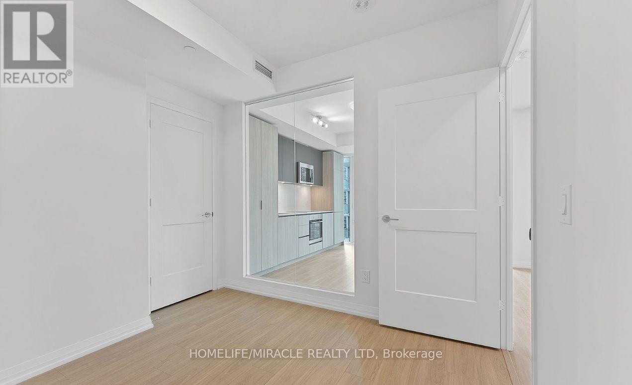 3521 - 28 Widmer Street, Toronto, ON - Indoor Photo Showing Other Room