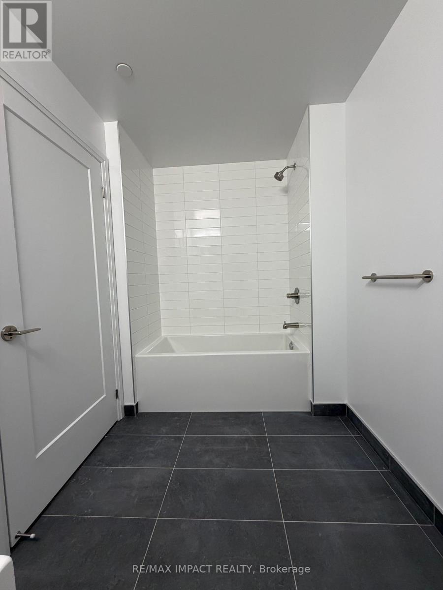 20 Soudan Avenue, Toronto, ON - Indoor Photo Showing Bathroom