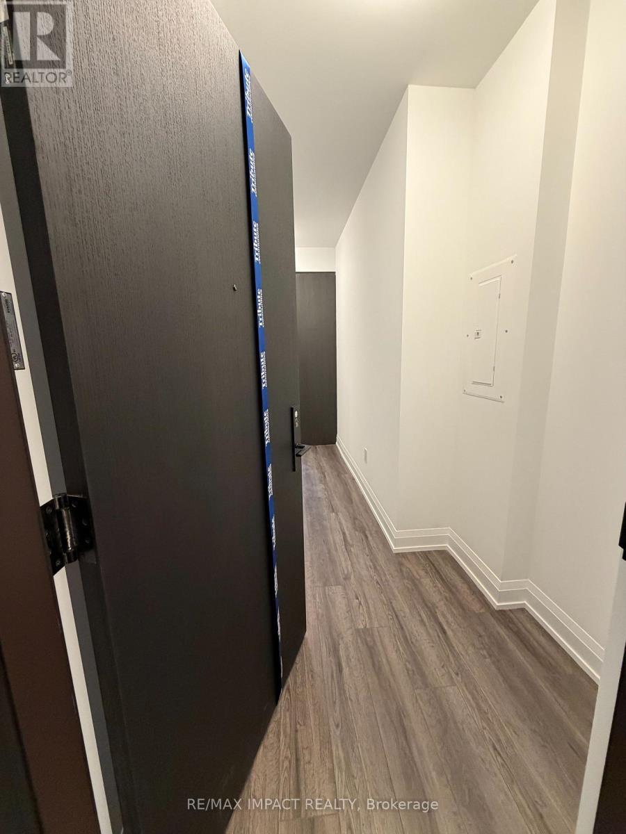 20 Soudan Avenue, Toronto, ON - Indoor Photo Showing Other Room