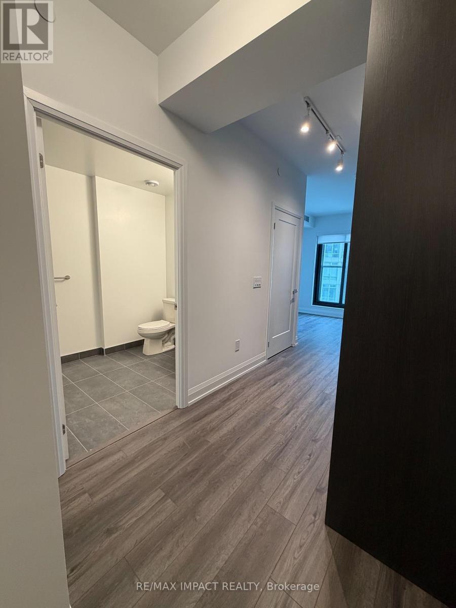 20 Soudan Avenue, Toronto, ON - Indoor Photo Showing Other Room