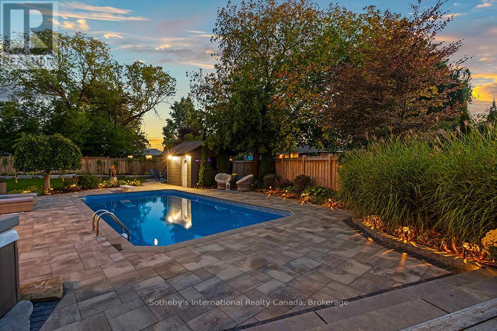196 Ninth Street, Collingwood, ON - Outdoor With In Ground Pool With Backyard
