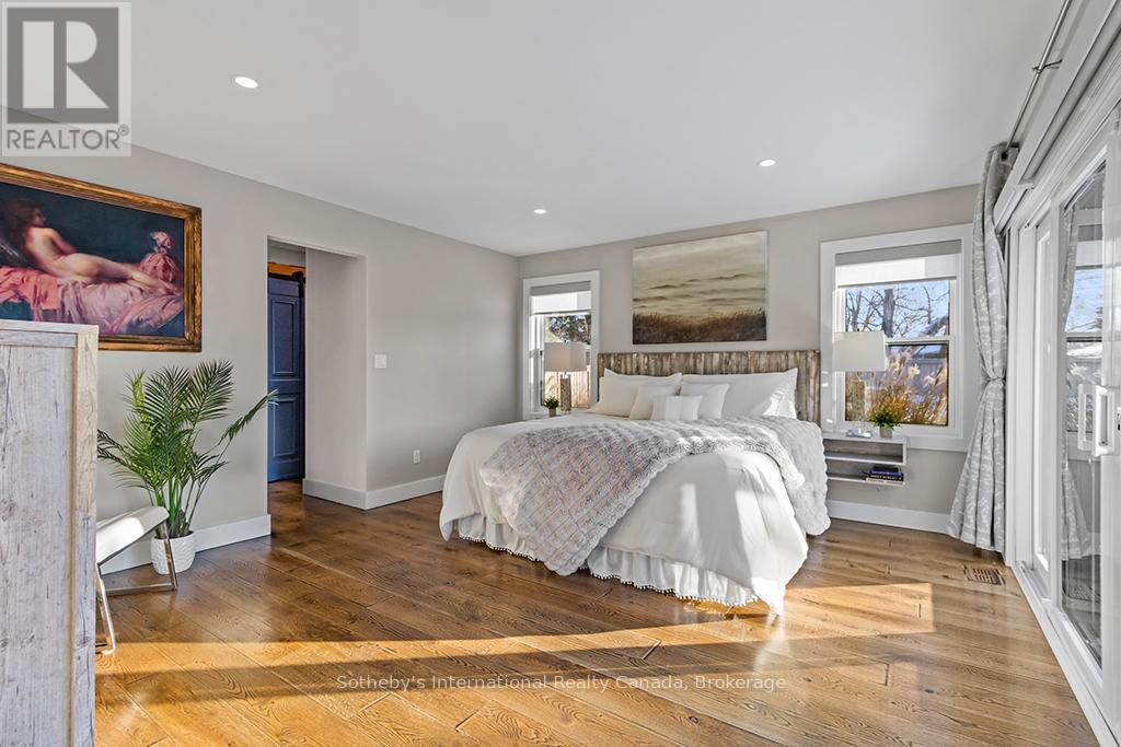 196 Ninth Street, Collingwood, ON - Indoor Photo Showing Bedroom