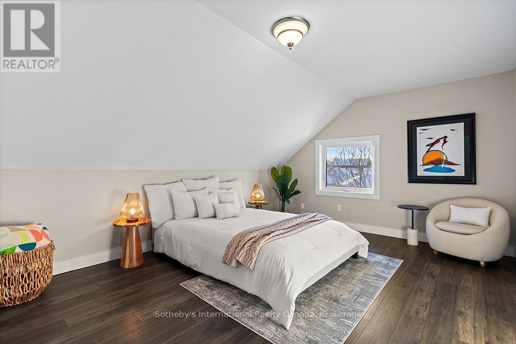 196 Ninth Street, Collingwood, ON - Indoor Photo Showing Bedroom