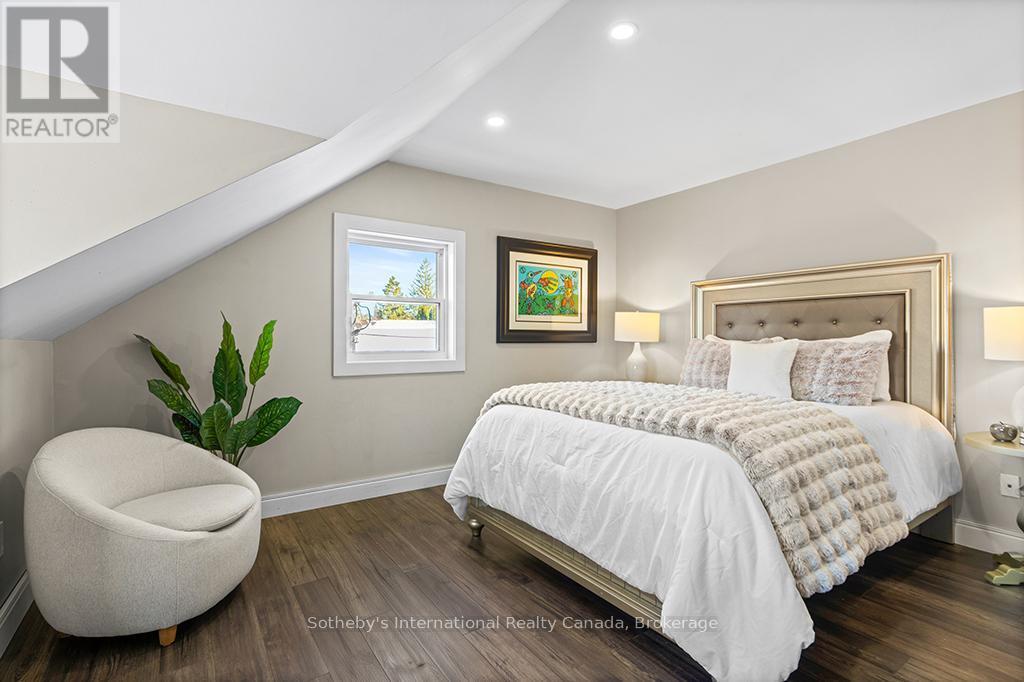 196 Ninth Street, Collingwood, ON - Indoor Photo Showing Bedroom