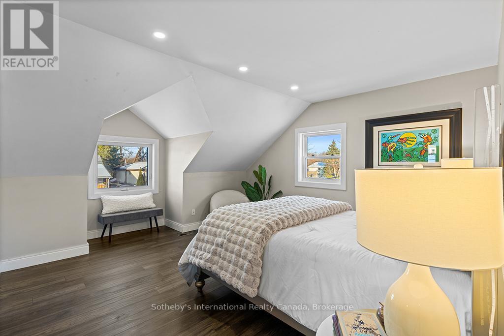 196 Ninth Street, Collingwood, ON - Indoor Photo Showing Bedroom