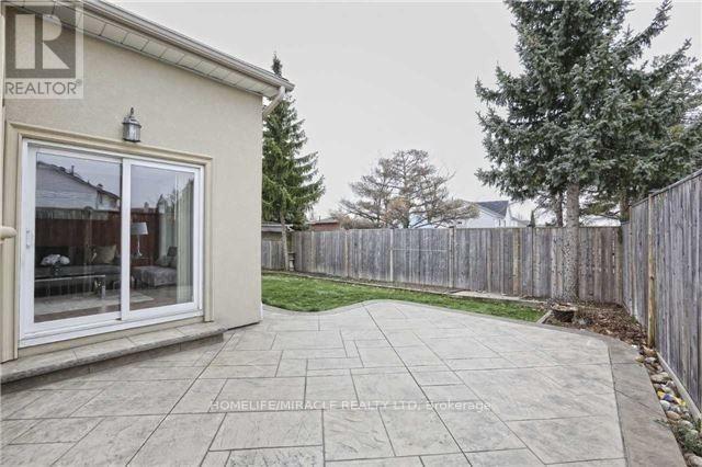 36 Richvale Drive S, Brampton, ON - Outdoor