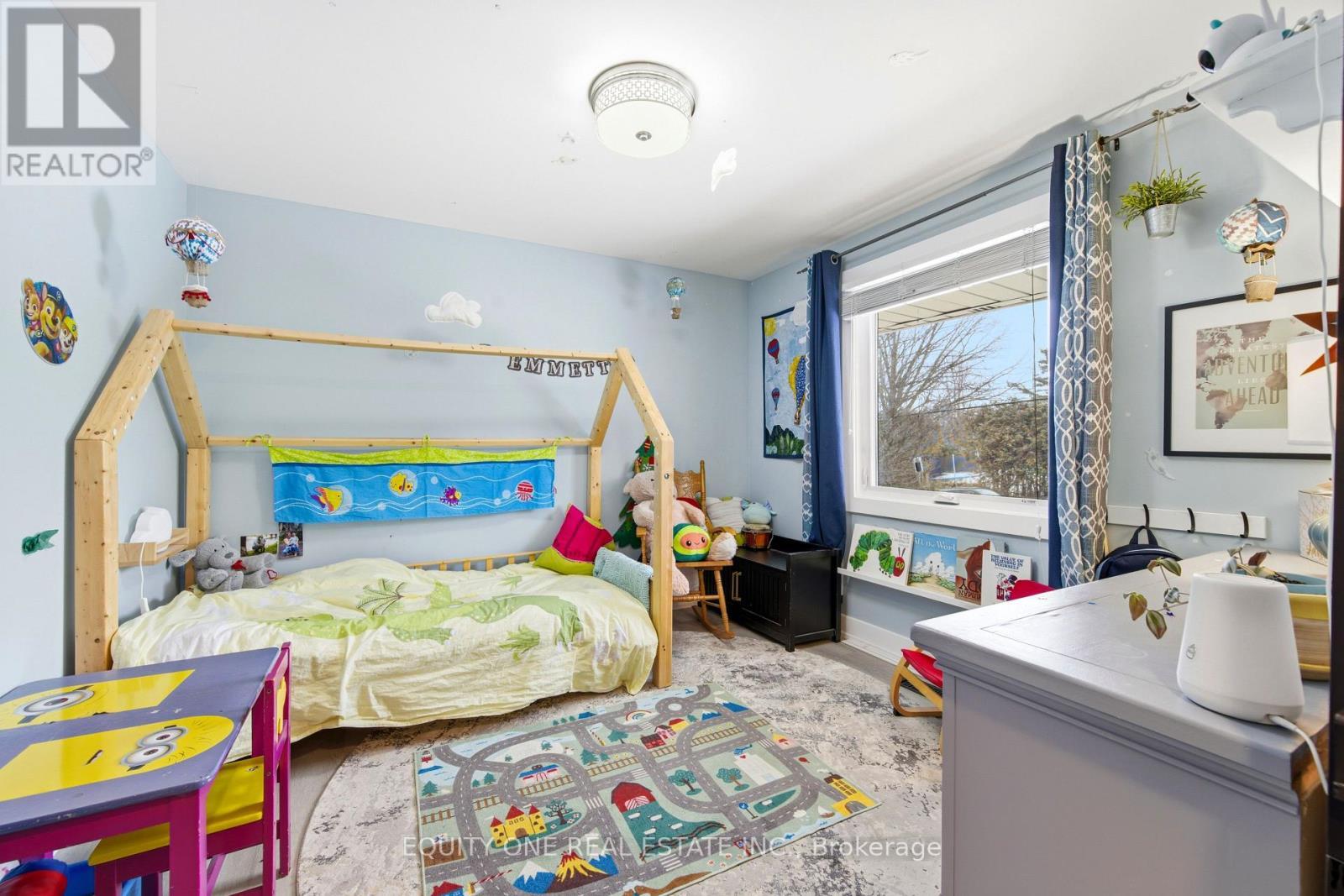 5453 Long Island Road, Ottawa, ON - Indoor Photo Showing Bedroom