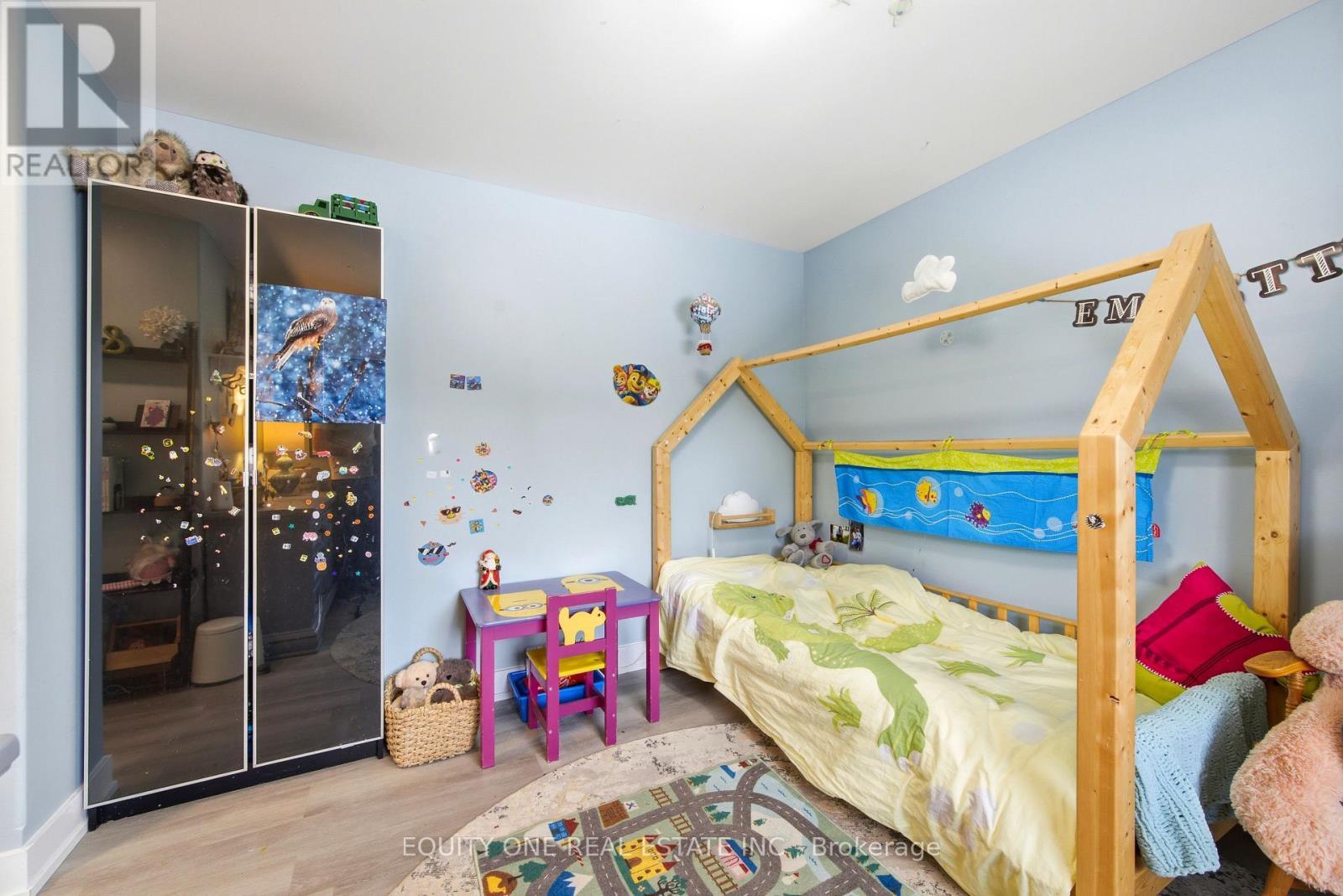 5453 Long Island Road, Ottawa, ON - Indoor Photo Showing Bedroom