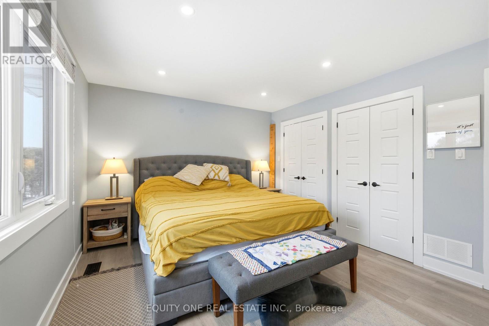 5453 Long Island Road, Ottawa, ON - Indoor Photo Showing Bedroom