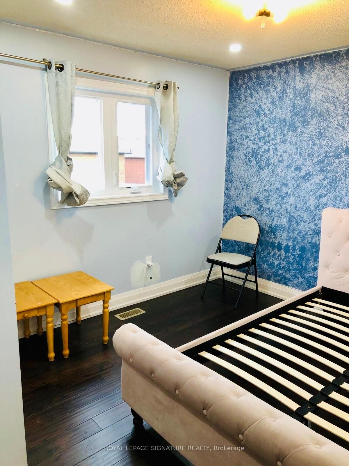 52 Pennsylvania Avenue, Brampton, ON - Indoor